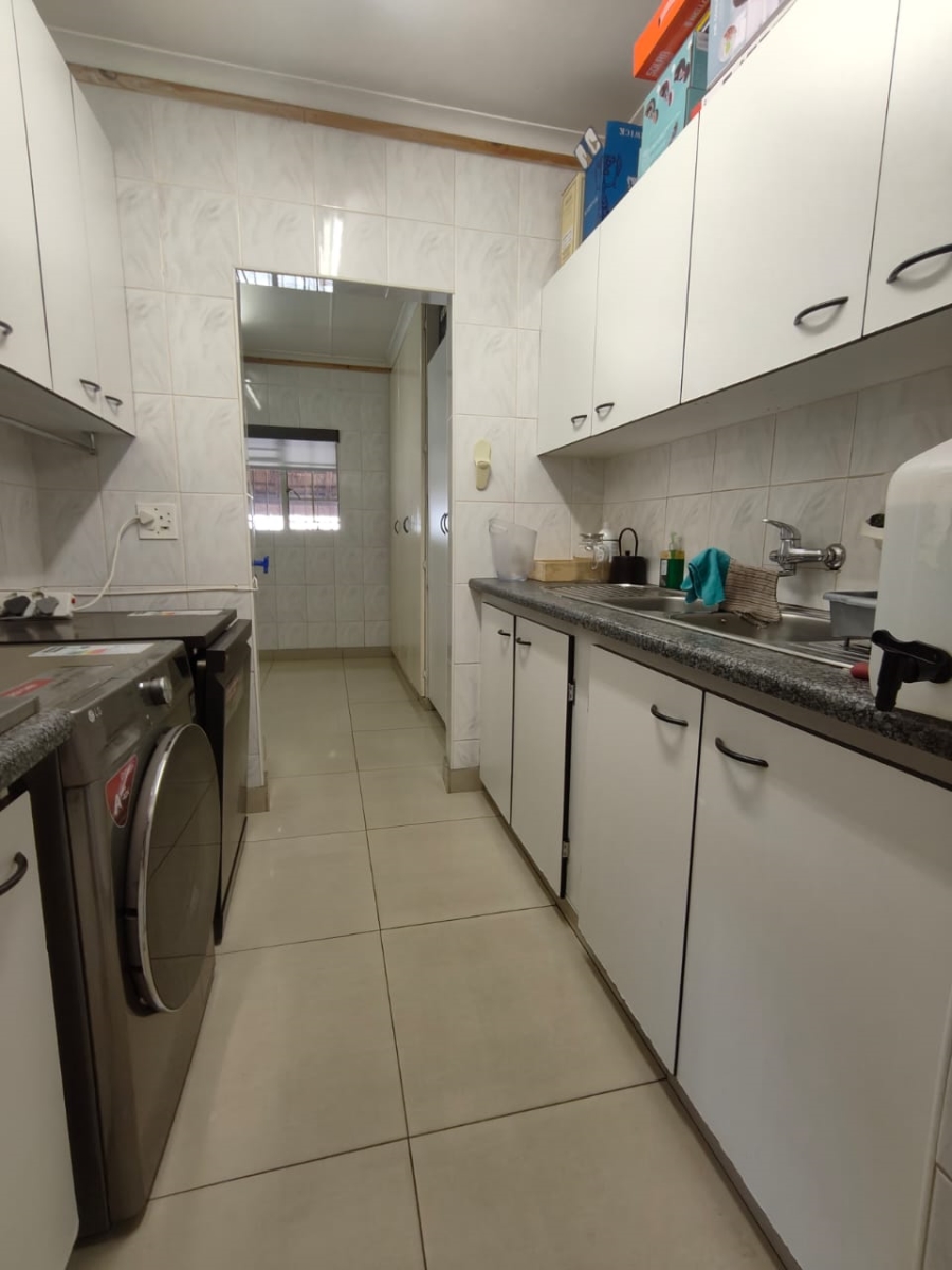 To Let 4 Bedroom Property for Rent in Vaalpark Free State